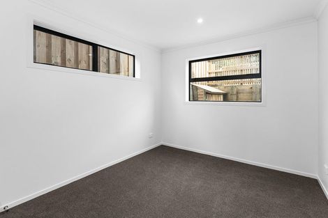 Photo of property in 2/12 Ruakiwi Road, Hamilton Lake, Hamilton, 3204