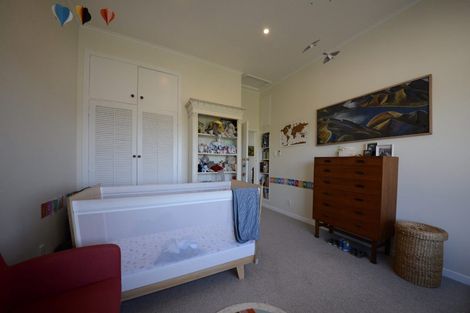 Photo of property in 34 Rawhiti Terrace, Kelburn, Wellington, 6012