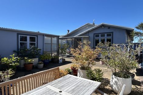 Photo of property in 7 Palm Avenue, Lyall Bay, Wellington, 6022