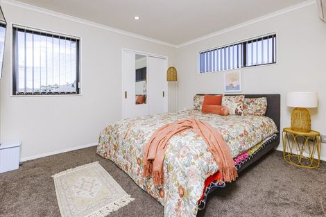 Photo of property in 9 Landon Avenue, Mangere East, Auckland, 2024