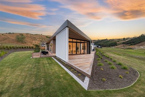 Photo of property in 2 Steve Askin Drive, Cracroft, Christchurch, 8022