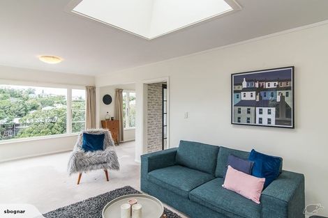 Photo of property in 2a Raroa Crescent, Northland, Wellington, 6012