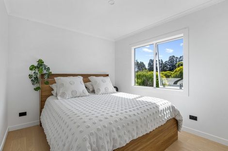 Photo of property in 972 Kahikatea Flat Road, Waitoki, 0871