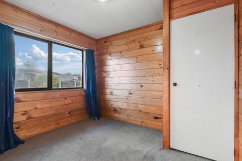Photo of property in 48 Neri Crescent, Pomare, Rotorua, 3015