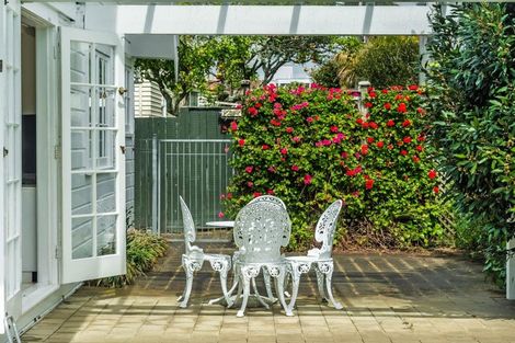 Photo of property in 3a Brett Avenue, Takapuna, Auckland, 0622