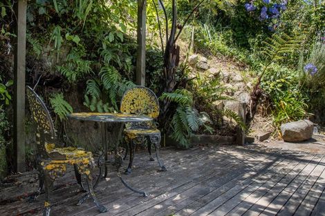 Photo of property in 79 Salford Street, Newlands, Wellington, 6037