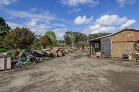 Photo of property in 613 Inland Road, Helensville, 0875