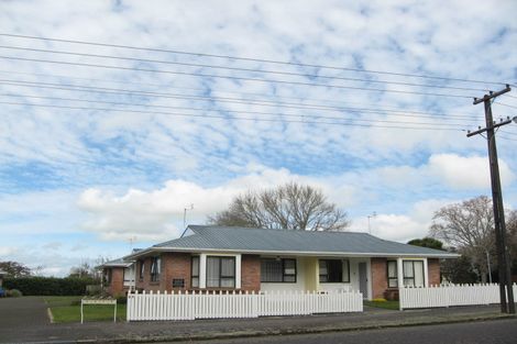 Photo of property in 37 Page Street, Stratford, 4332