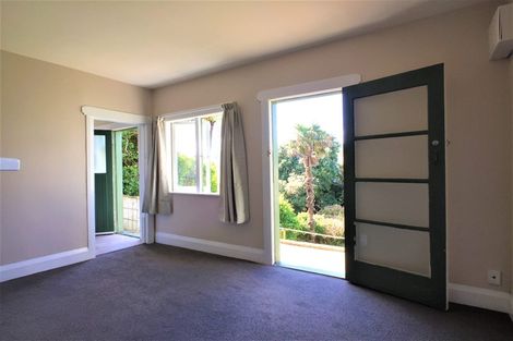 Photo of property in 141 Wallace Street, Mount Cook, Wellington, 6021