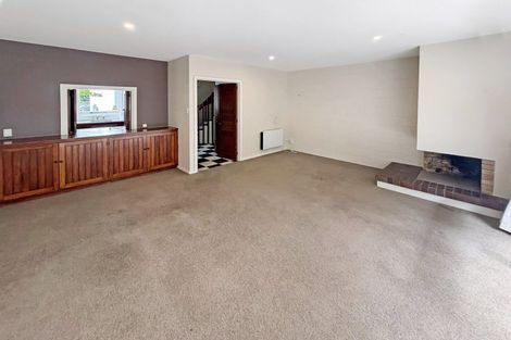 Photo of property in 1/99 Aikmans Road, Merivale, Christchurch, 8014