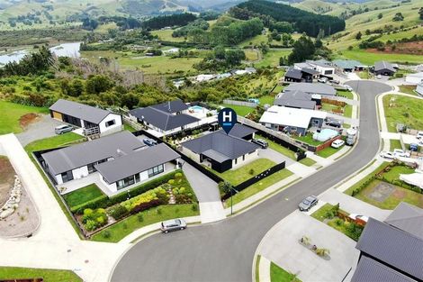 Photo of property in 9 Manatu Close, Whangamata, 3691