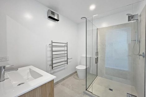Photo of property in 5/46b Division Street, Riccarton, Christchurch, 8041