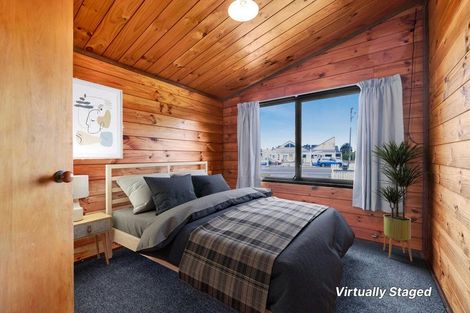 Photo of property in 242 Waihi Road, Hawera, 4610