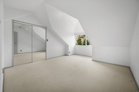 Photo of property in 1/26 Onepoto Road, Hauraki, Auckland, 0622