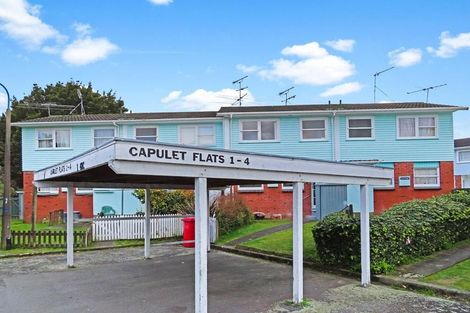 Photo of property in Shakespeare Flats, 8/48 Merton Street, Trentham, Upper Hutt, 5018