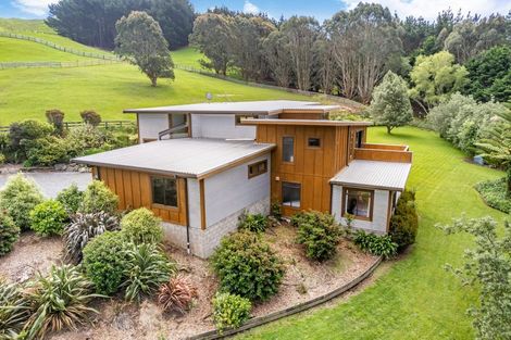 Photo of property in 97 Coroglen Rise, Pukerua Bay, 5026
