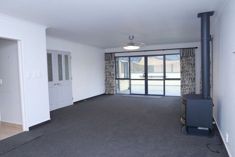 Photo of property in 7/5 Court Road, Tawa, Wellington, 5028