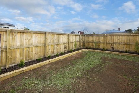 Photo of property in 4/16 Riverbank Street, Ebdentown, Upper Hutt, 5018