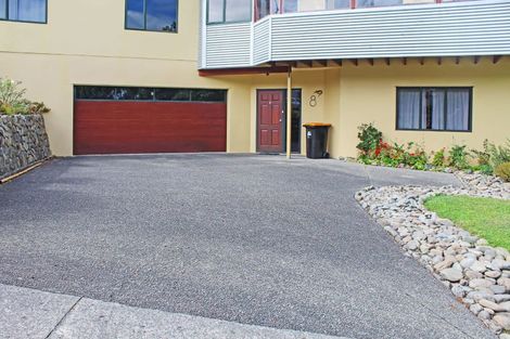 Photo of property in 8 Ruapehu Drive, Fitzherbert, Palmerston North, 4410