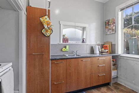 Photo of property in 14 Bolton Street, Petone, Lower Hutt, 5012