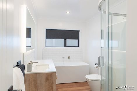 Photo of property in 8 Fenwick Crescent, Wallaceville, Upper Hutt, 5018