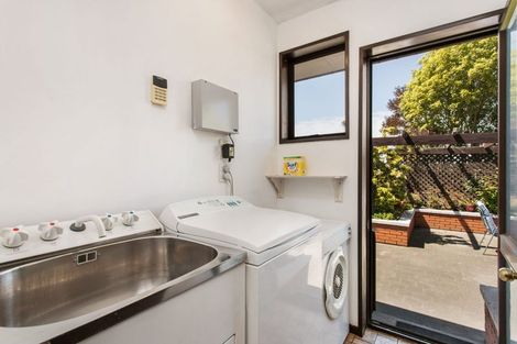 Photo of property in 18 Rembrandt Place, Burnside, Christchurch, 8053