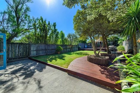 Photo of property in 16 Tovey Street, New Brighton, Christchurch, 8061