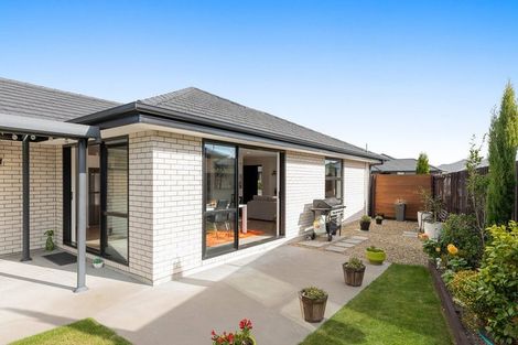 Photo of property in 3 Pierce Street, Marshland, Christchurch, 8083