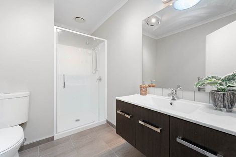 Photo of property in 5 Station Street, Hobsonville, Auckland, 0616