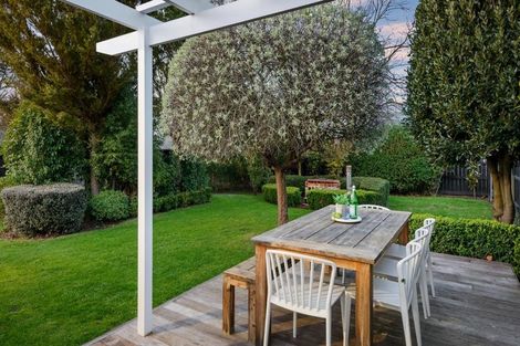 Photo of property in 4 Kenwyn Avenue, St Albans, Christchurch, 8052