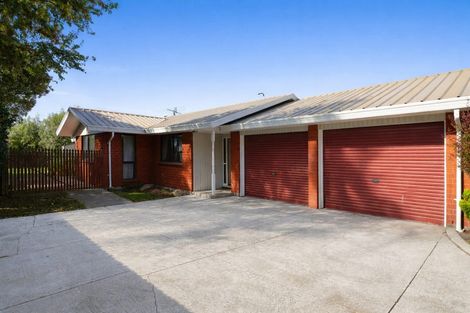 Photo of property in 52 Dunbarton Street, Redwood, Christchurch, 8051