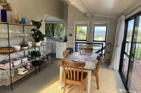 Photo of property in 1/20 Colonial Road, Birkenhead, Auckland, 0626