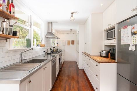 Photo of property in 12 Tobruk Street, Karori, Wellington, 6012