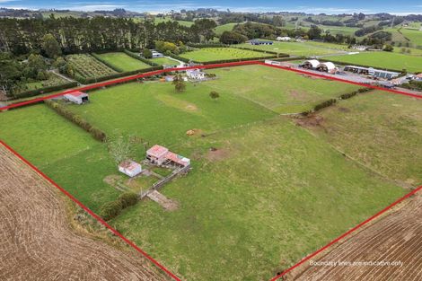 Photo of property in 155 Cross Road, Lepperton, New Plymouth, 4373