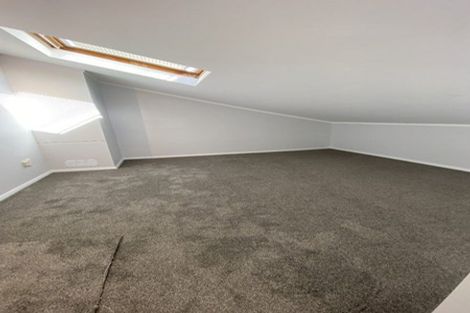 Photo of property in 168 Tasman Street, Mount Cook, Wellington, 6021