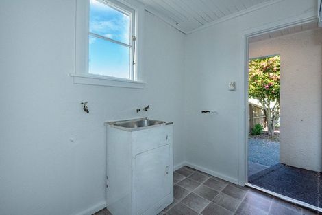 Photo of property in 3 Huia Street, Riccarton, Christchurch, 8041