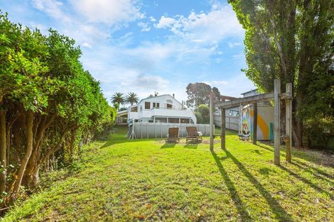 Photo of property in 7 Greenwood Lane, Birkenhead, Auckland, 0626