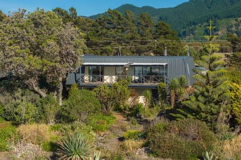 Photo of property in 114 Rarangi Beach Road, Rarangi, Blenheim, 7273