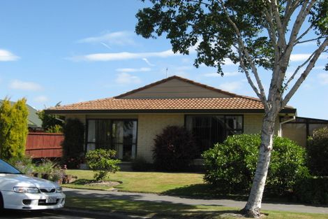 Photo of property in 9 Harkness Place, Avonhead, Christchurch, 8042