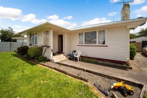 Photo of property in 24 Ramanui Avenue, Hawera, 4610