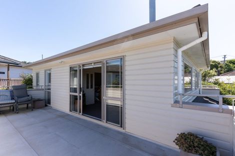 Photo of property in 15 Birch Street, Johnsonville, Wellington, 6037