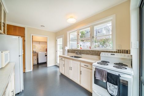 Photo of property in 26 Arapiko Street, Johnsonville, Wellington, 6037