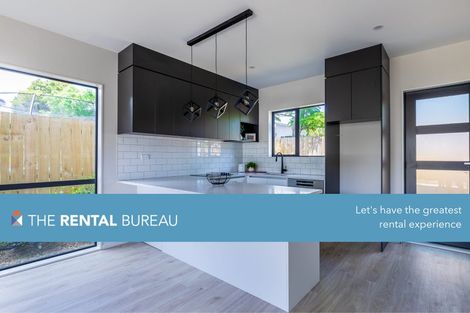 Photo of property in 7/11 Karamu Street, Te Atatu Peninsula, Auckland, 0610