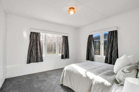 Photo of property in 33 Burns Street, Tawhero, Whanganui, 4501