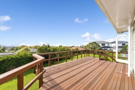 Photo of property in 175 Waimumu Road, Massey, Auckland, 0614