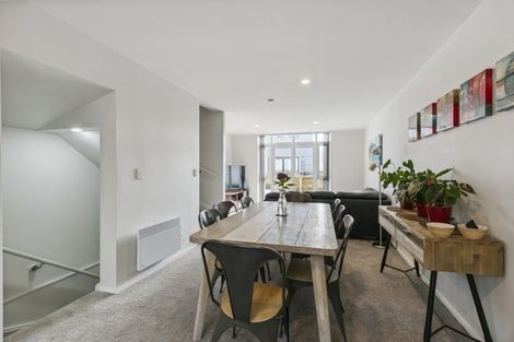 Photo of property in Pirie Street Townhouses, 32/35u Pirie Street, Mount Victoria, Wellington, 6011
