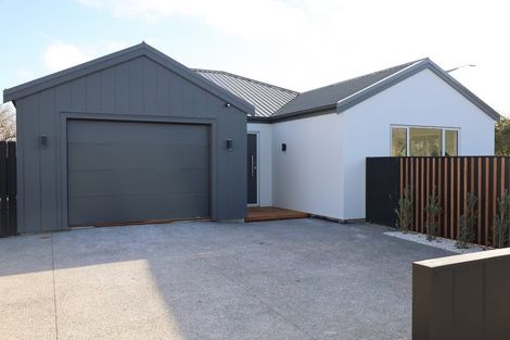 Photo of property in 2 Samuel Place, Terrace End, Palmerston North, 4410