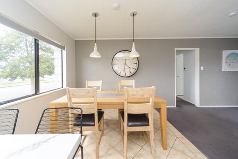 Photo of property in 73 Hillcrest Drive, Kelvin Grove, Palmerston North, 4414
