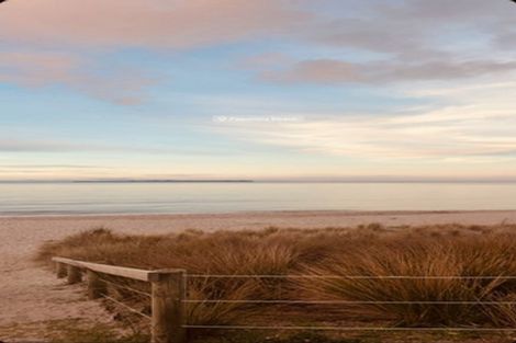 Photo of property in 36 Motiti Road, Papamoa Beach, Papamoa, 3118