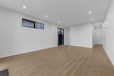 Photo of property in 14 Yellow Pear Lane, Karaka, 2578